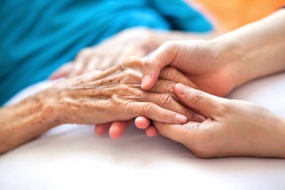 Creating a Relaxing Environment: Tips to Enhance Your Hand Massage Experience